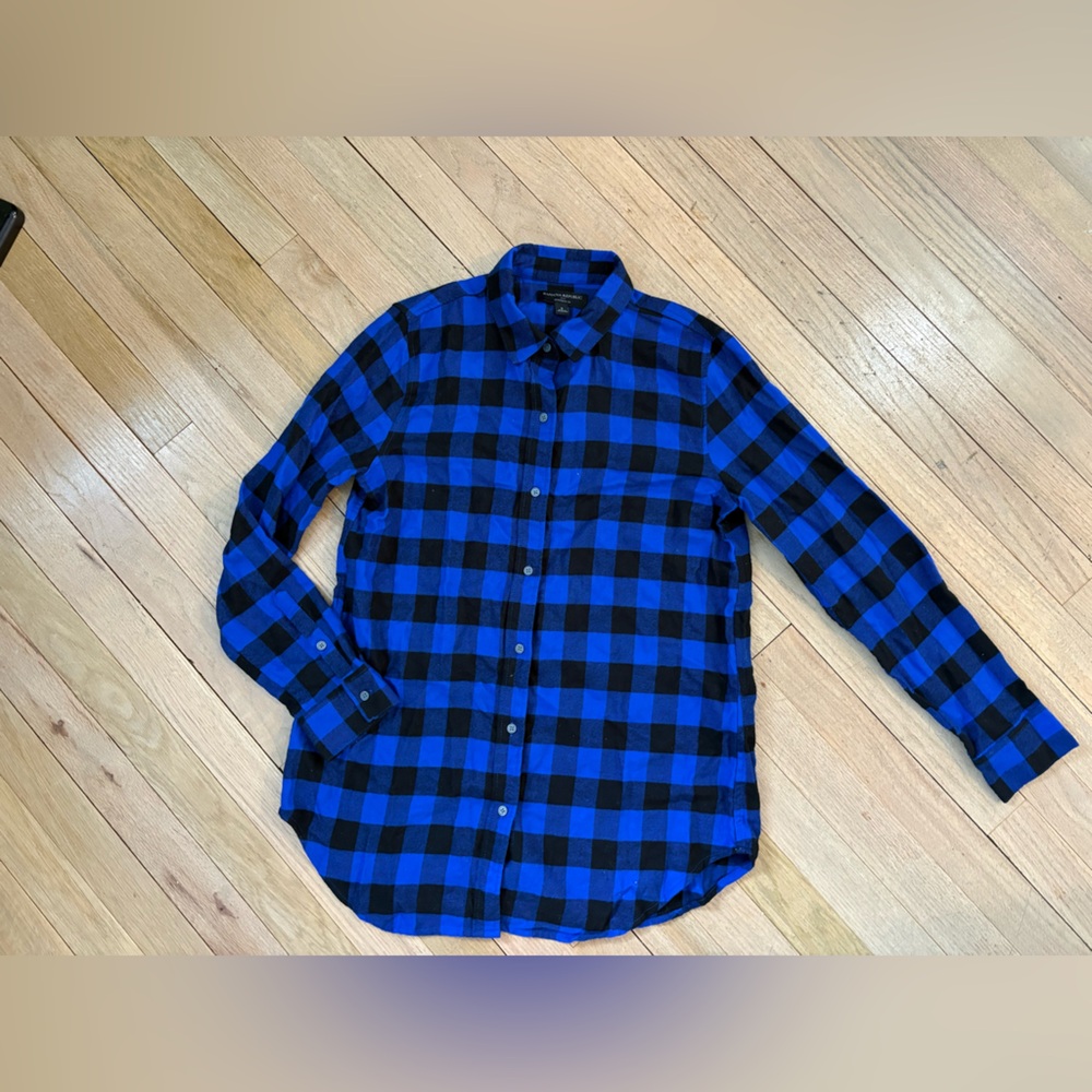 Banana Republic Women’s Blue & Black Buffalo Plaid Flannel Shirt - Size Small